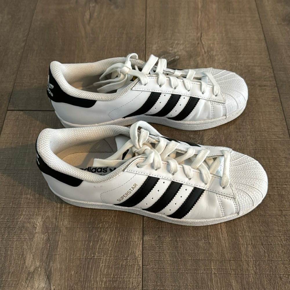 Adidas Superstar sneakers size 6
